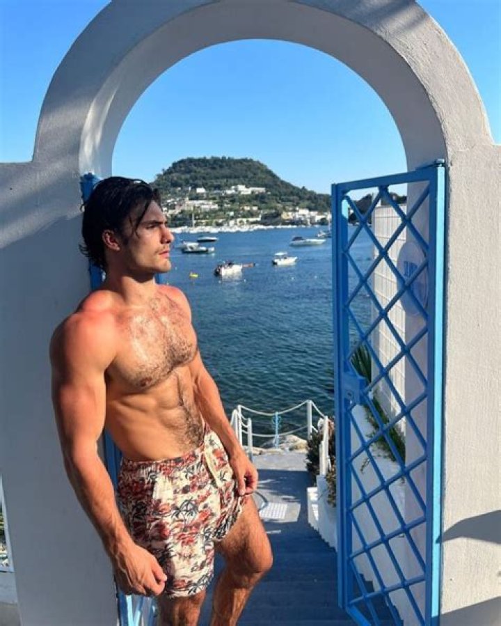 Adan Canto Height, Weight, Net Worth, Age, Birthday, Wikipedia, Who, Nationality, Biography