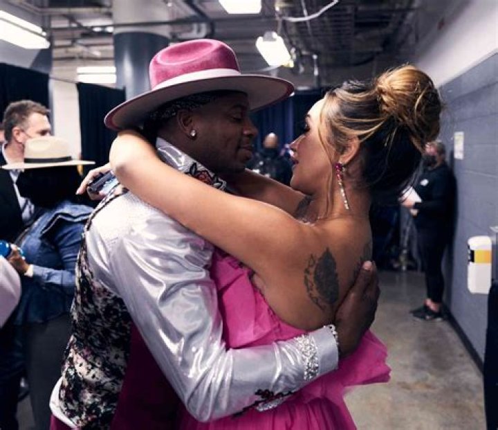 
Jimmie Allen and Alexis Gale’s Relationship Timeline 