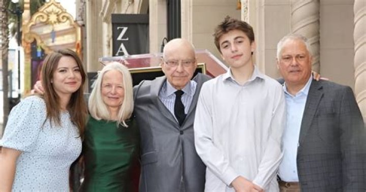 Who are Jeremy Yaffe and Barbara Dana, ex-wives of Alan Arkin?